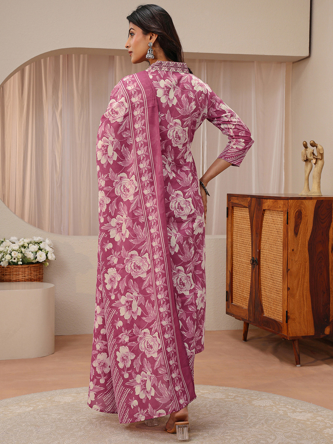 Image of GERUA BY LIBAS Women Kurta Pant Dupatta Set