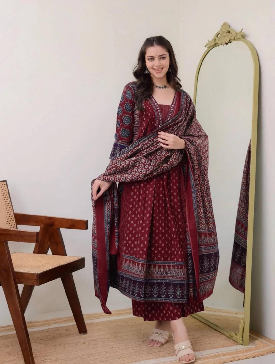 Nermosa Women Kurta Pant Dupatta Set - Image 1