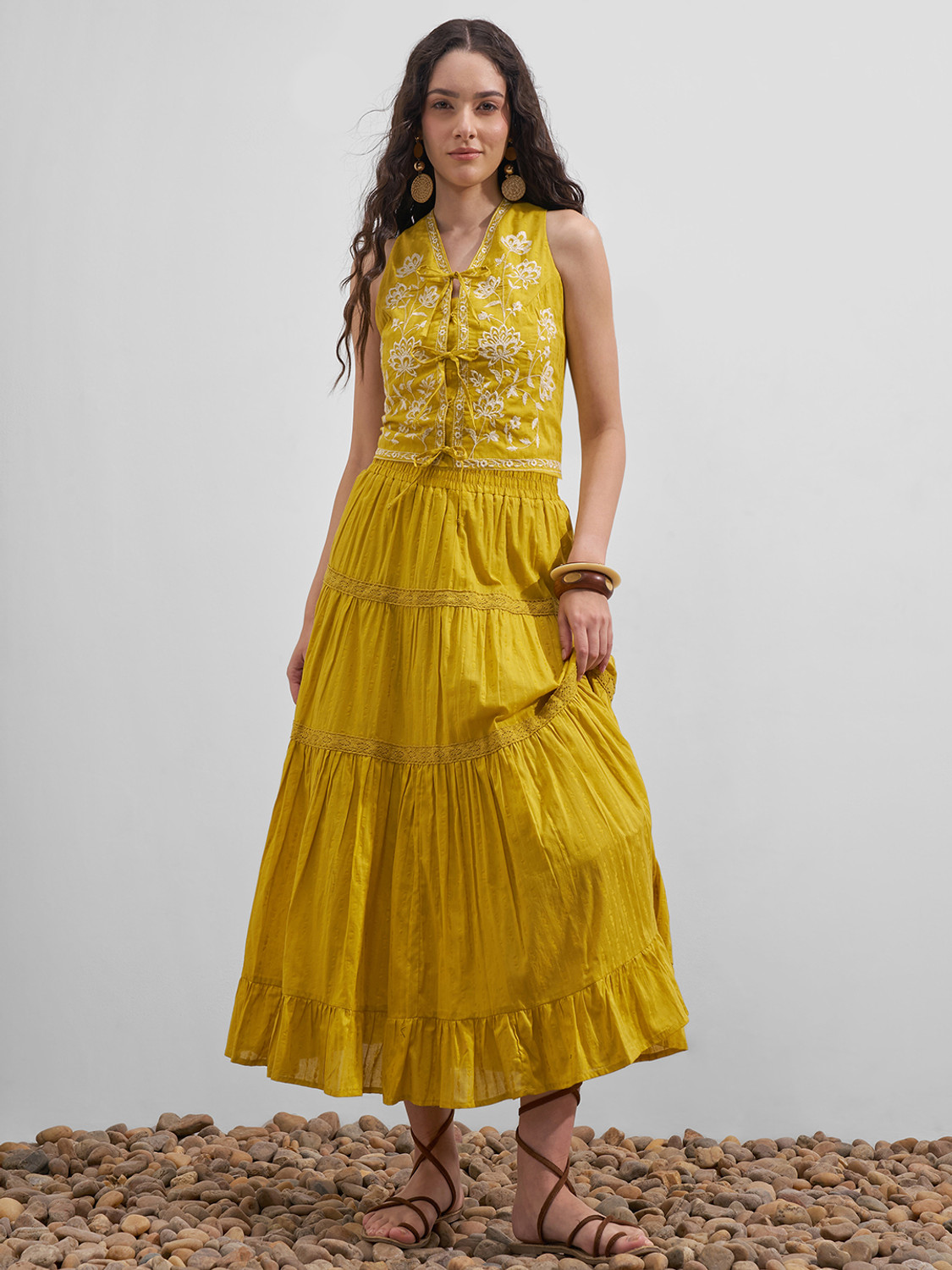 Image of Vishudh Women Cotton Blend Crop Top Skirt Set
