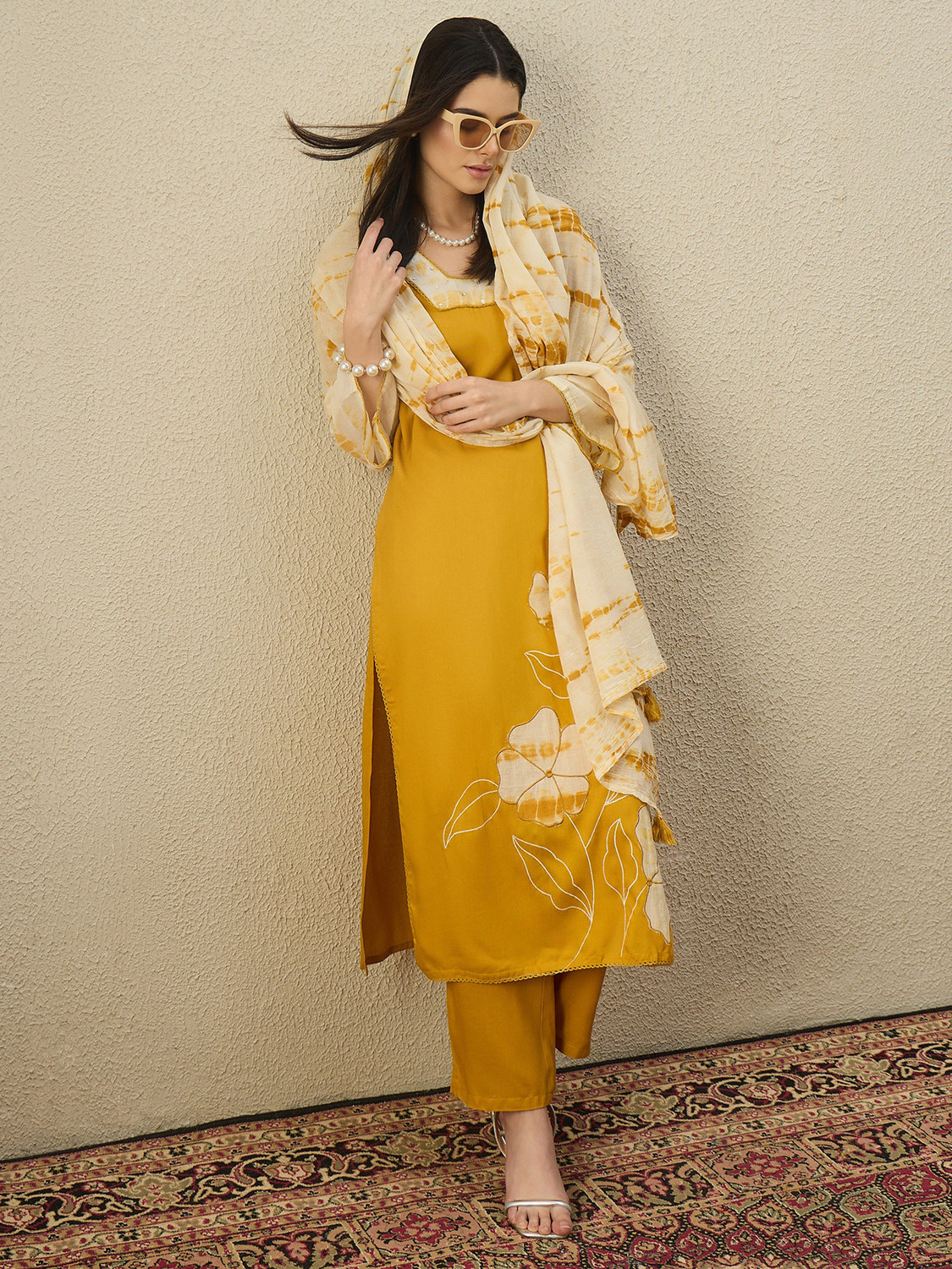 Image of Indo Era Women Kurta Pant Dupatta Set