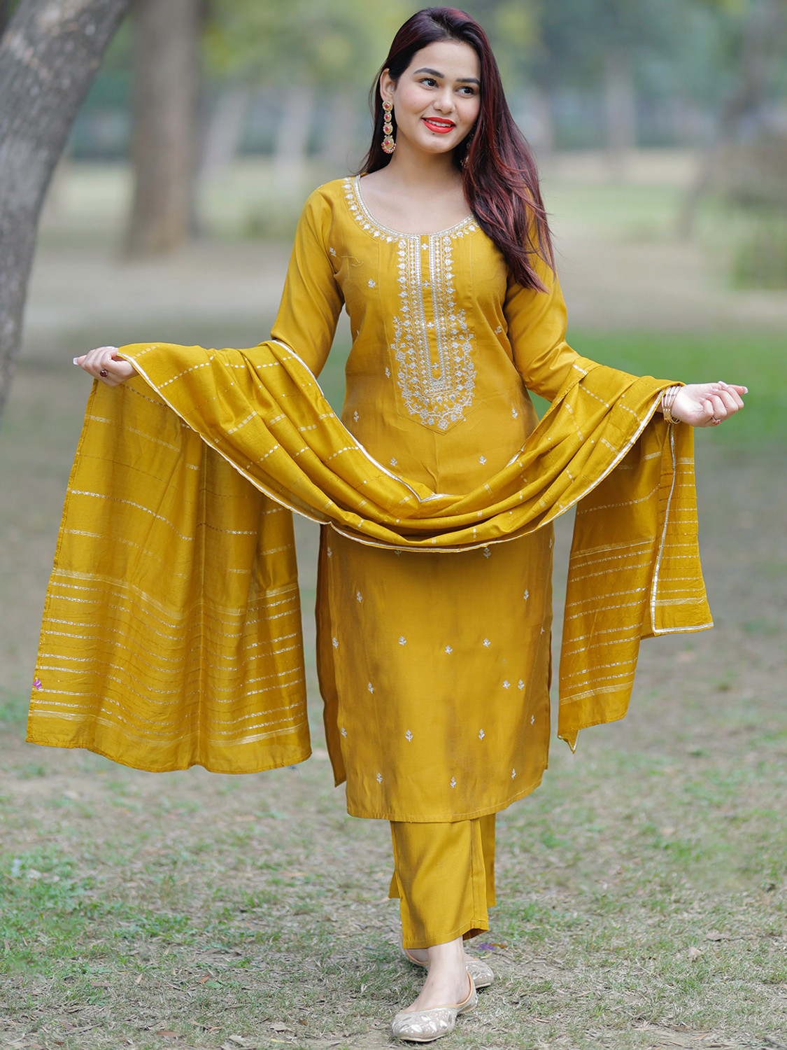 Image of LIBAS Women Kurta Pant Dupatta Set