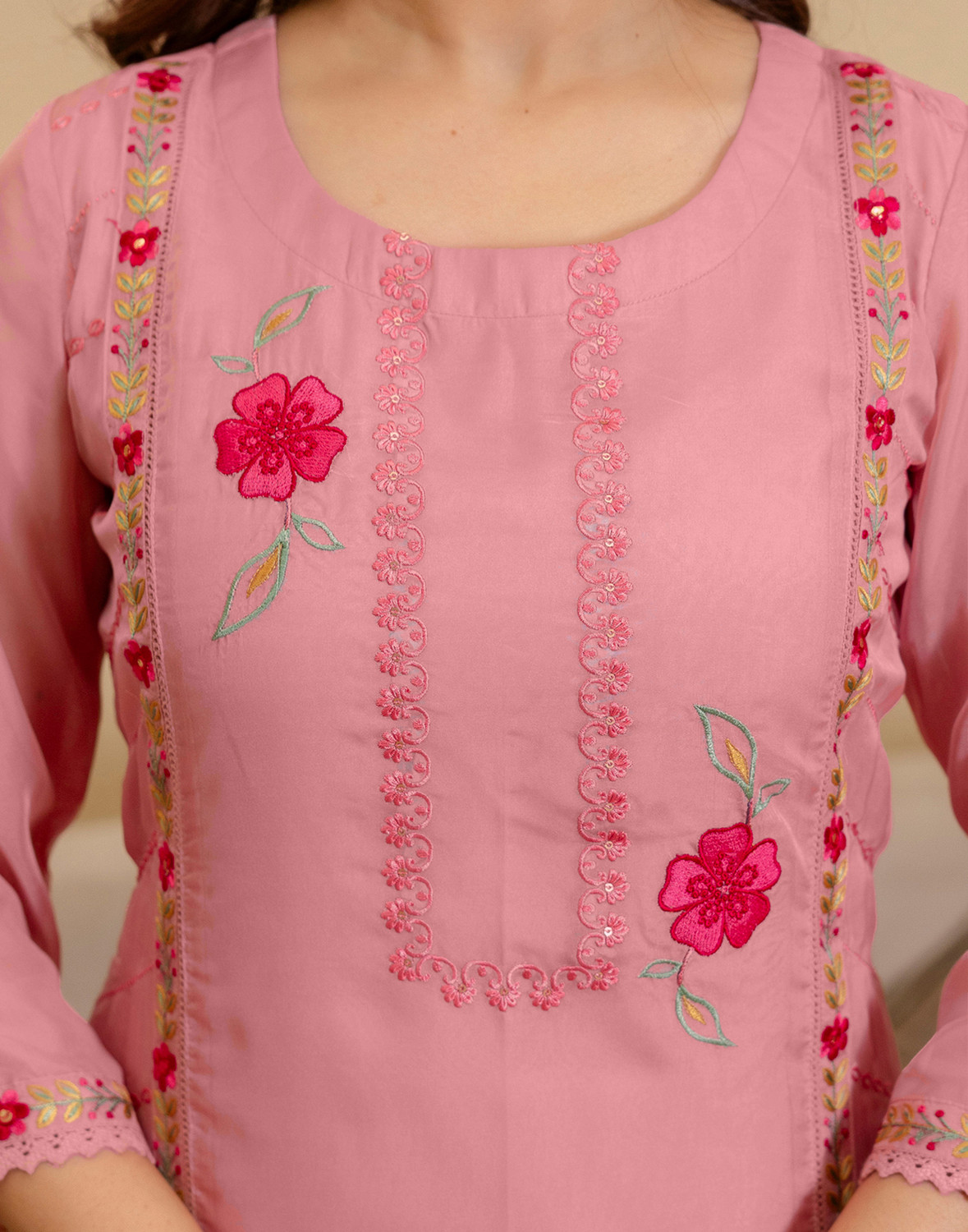 Image of Skylee Women Kurta Pant Dupatta Set