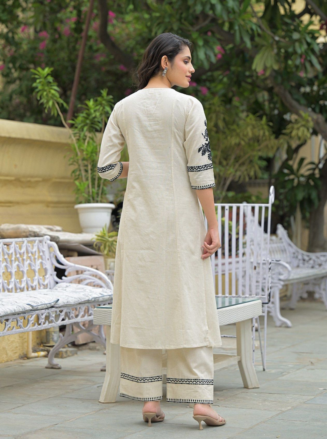 Image of PINNARA Women Kurta Pant Set