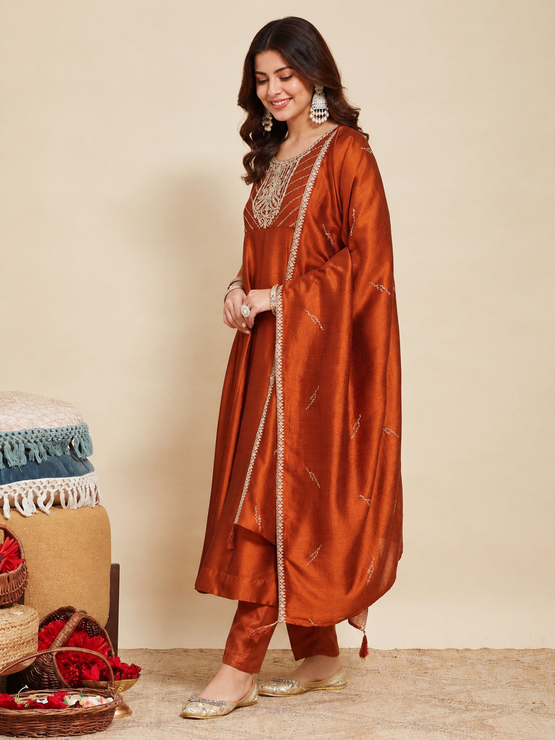 Image of OMICRON FAB Women Silk Blend Kurta Pant Dupatta Set