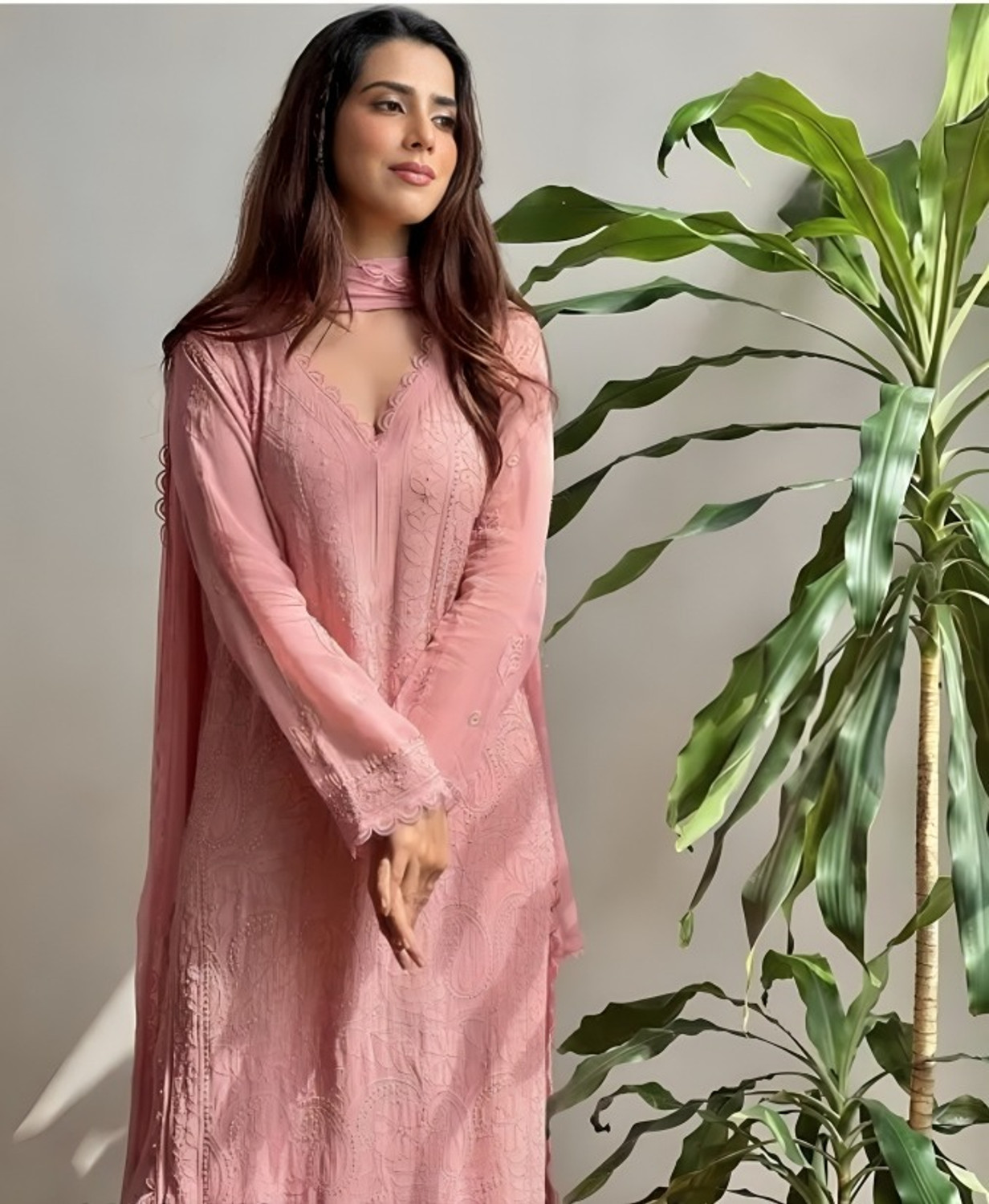 Image of S B Senjaliya Solid Kurta, Palazzo & Dupatta Set