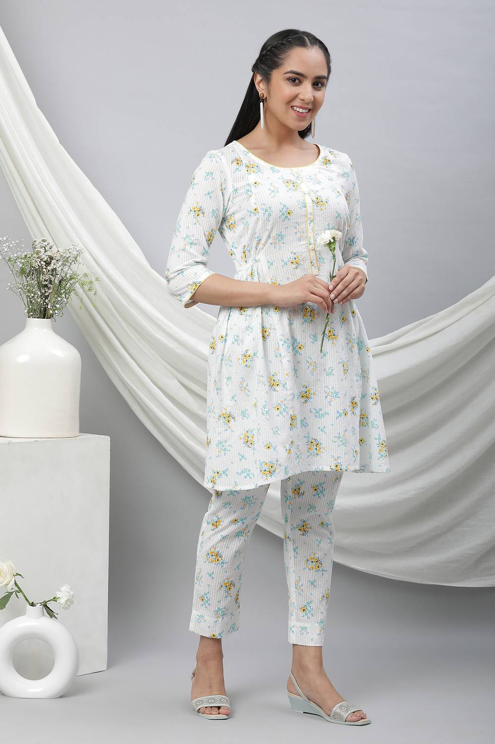 Aurelia Women Kurta Pant Set