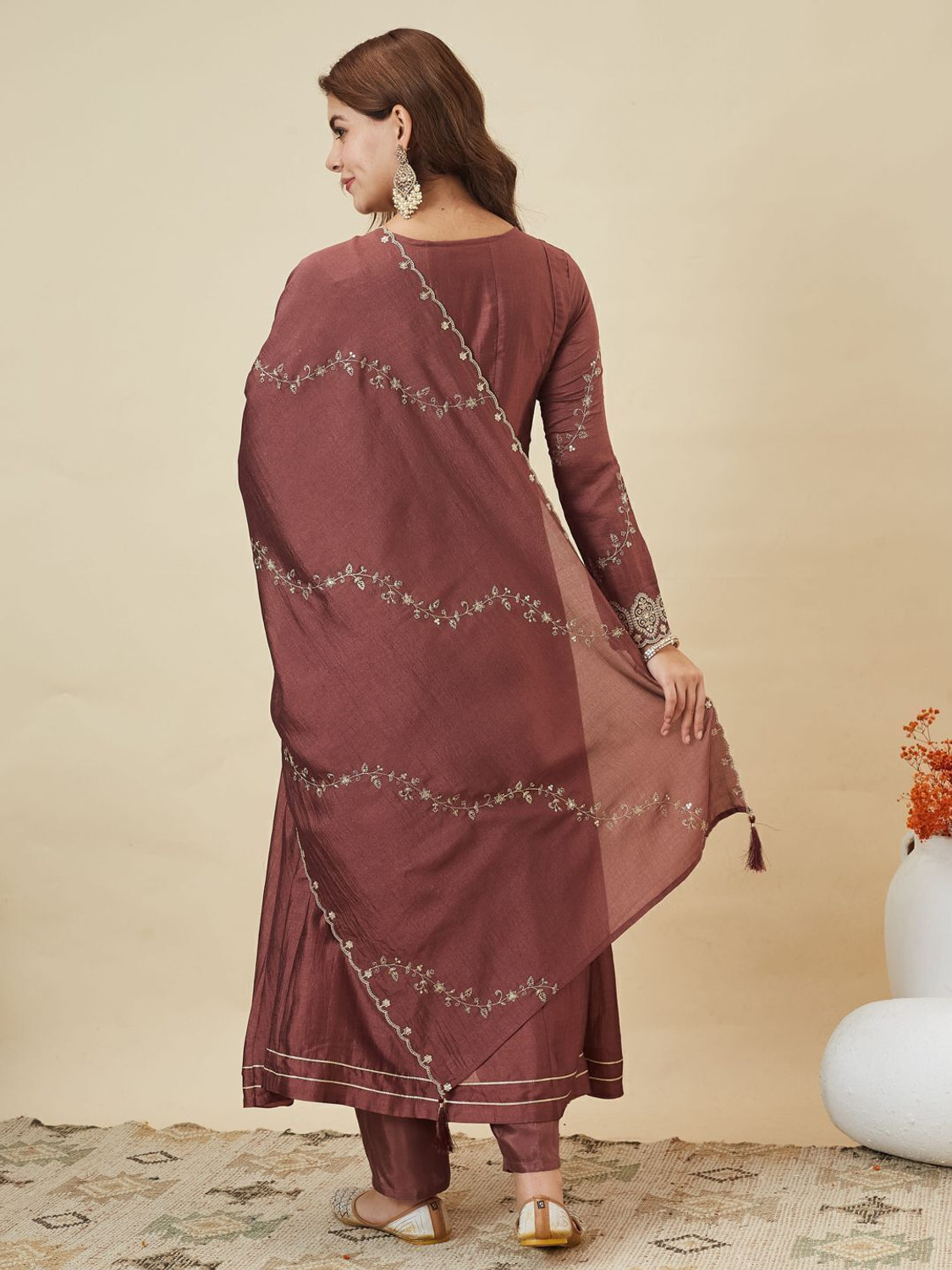Image of MOKOSH Women Kurta Pant Dupatta Set