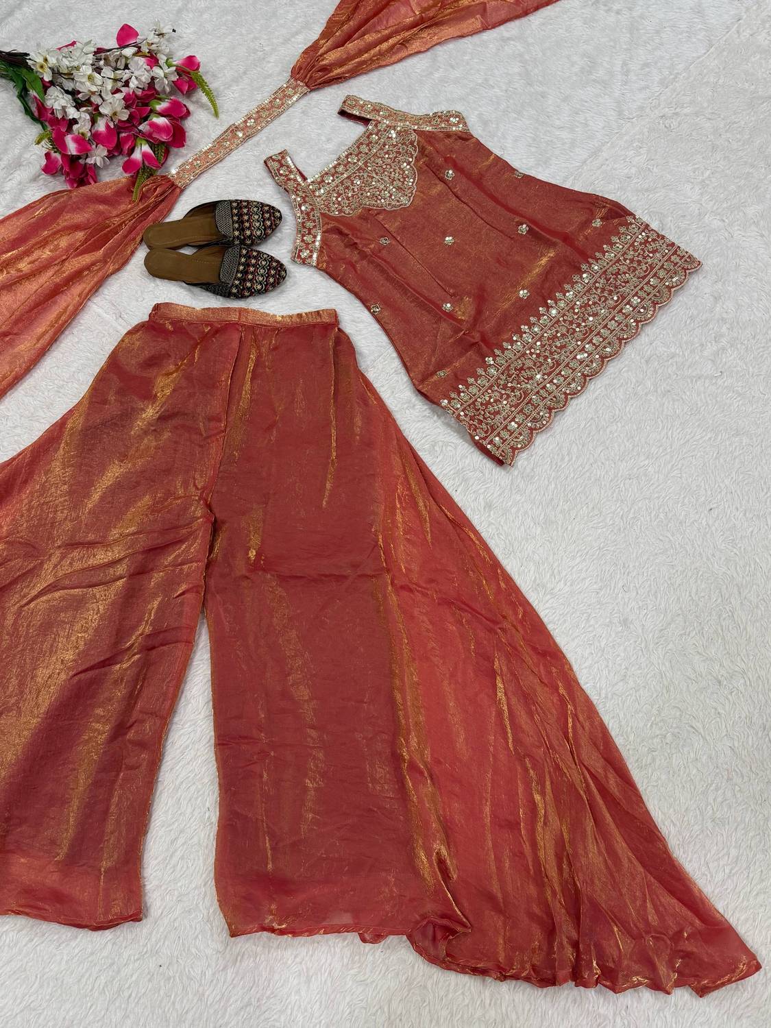 ISRL Women Kurti Salwar Dupatta Set - Image 4