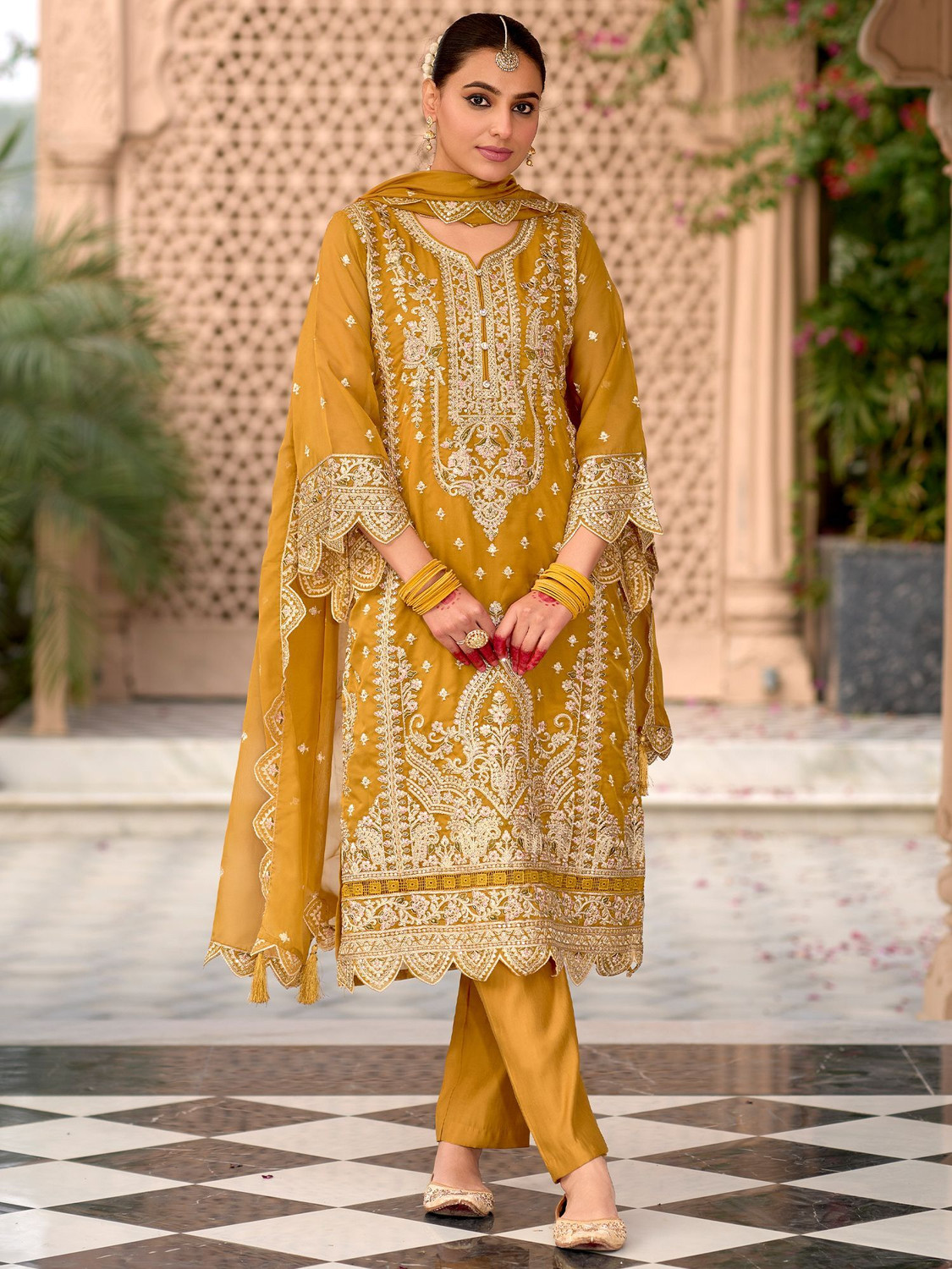 Image of Indo Era Women Kurta Pant Dupatta Set