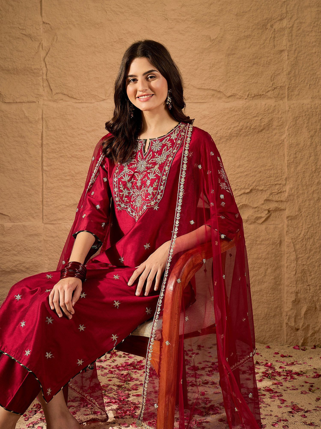 Image of AVANSHEE Women Kurta Pant Dupatta Set