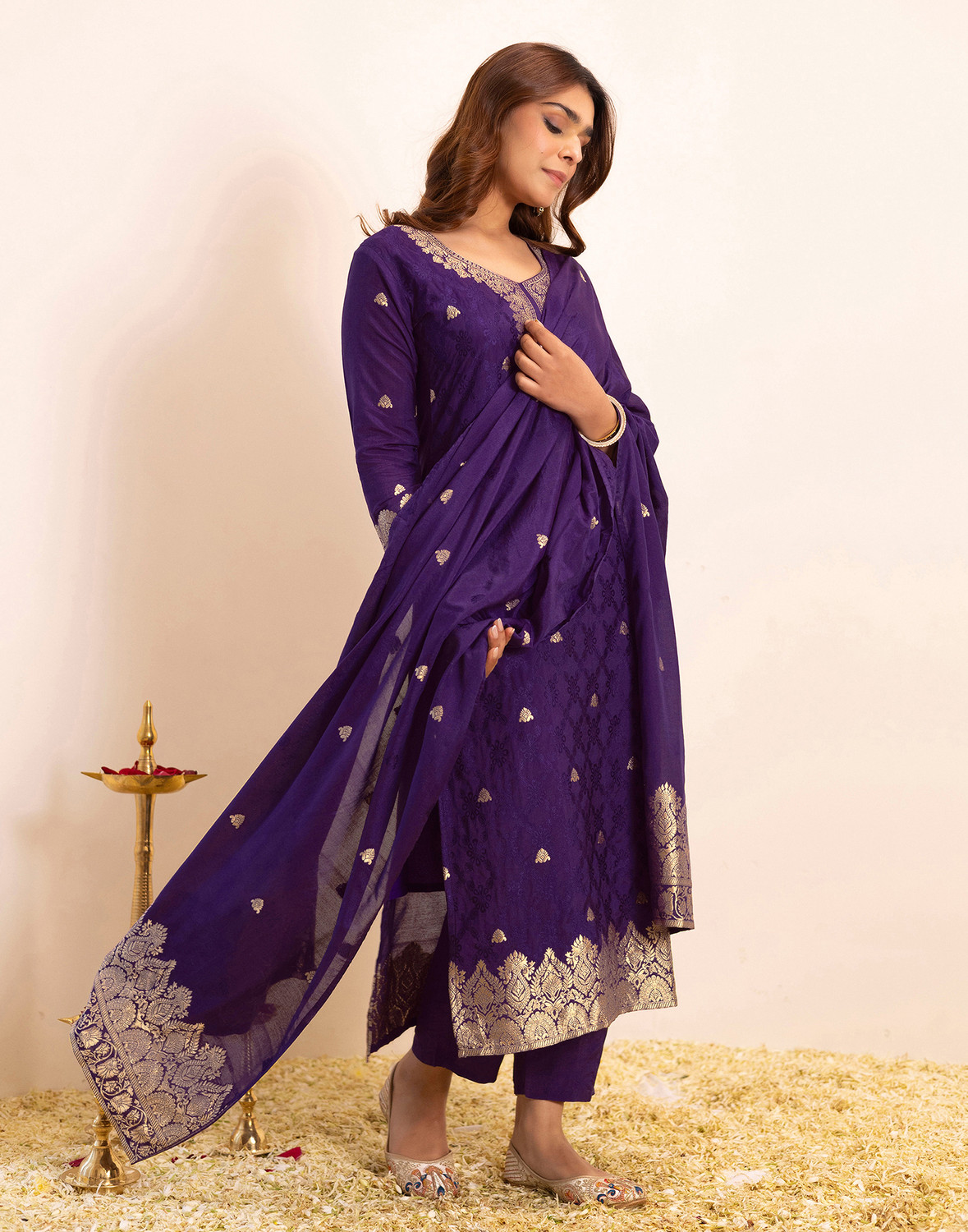 Image of Skylee Women Silk Blend Kurta Pant Dupatta Set