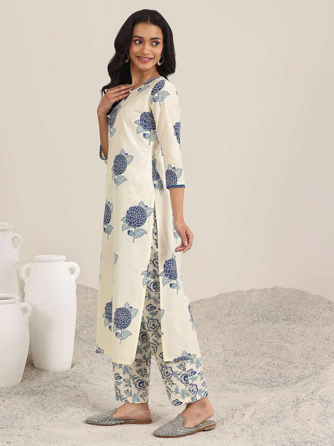 Image of LIBAS Women Kurta Pant Dupatta Set