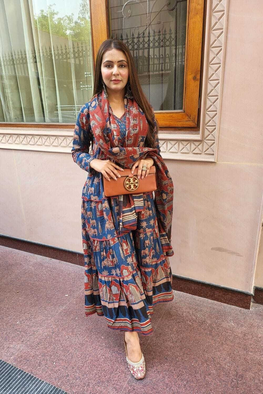 Image of Himaksh Collection Women Kurta Pant Dupatta Set