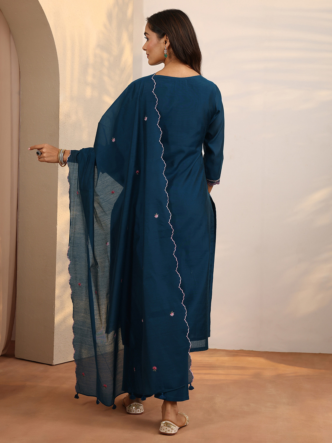 Image of LIBAS Women Kurta Pant Dupatta Set