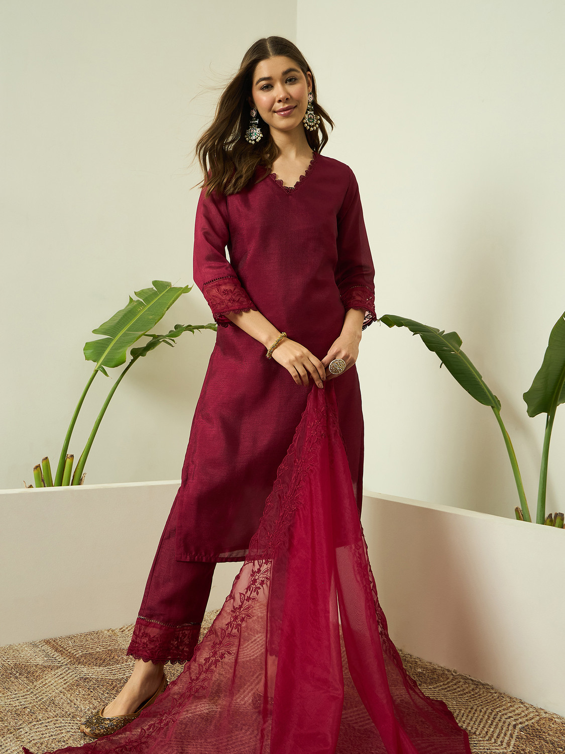 Image of AVANSHEE Women Kurta Pant Dupatta Set