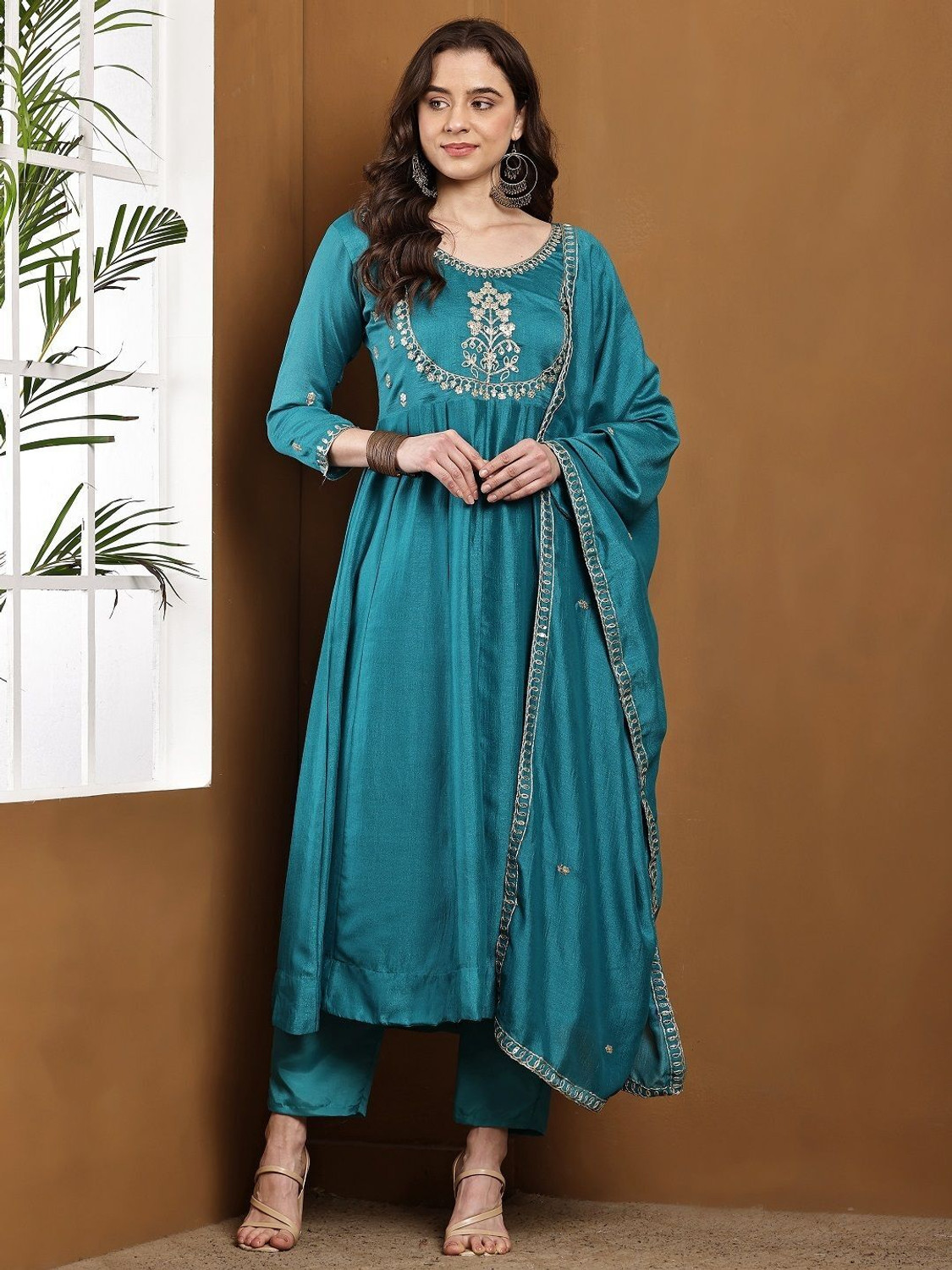 Image of dharmkunj Women Kurta Pant Dupatta Set