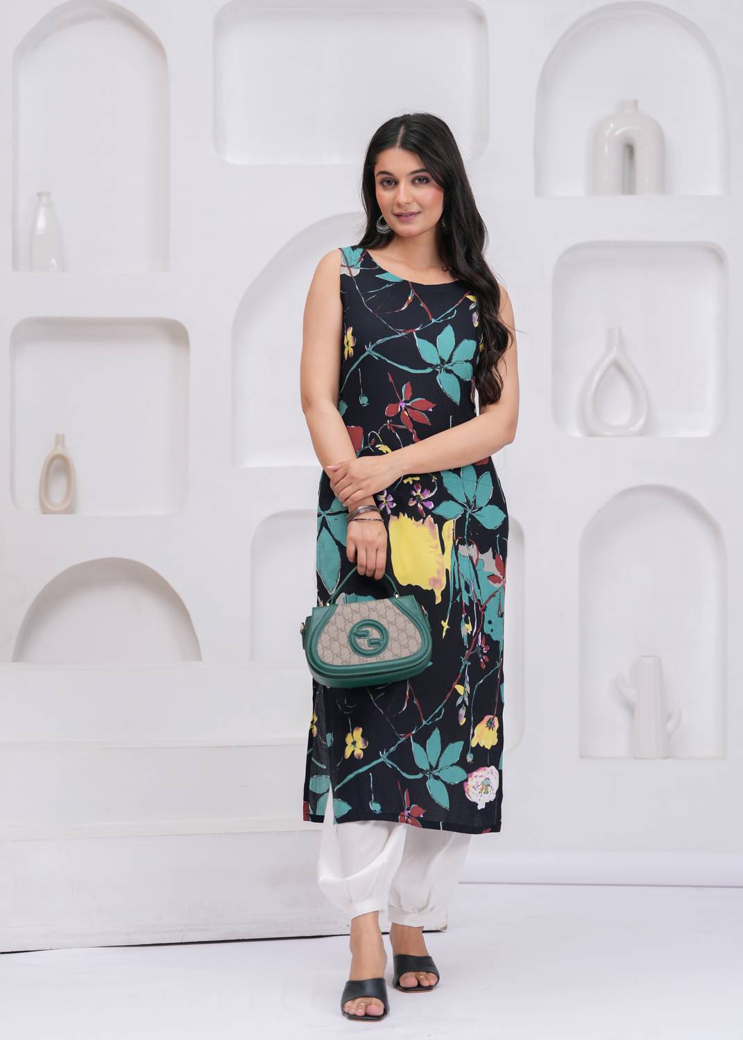 CHARMANT Women Printed Straight Kurta