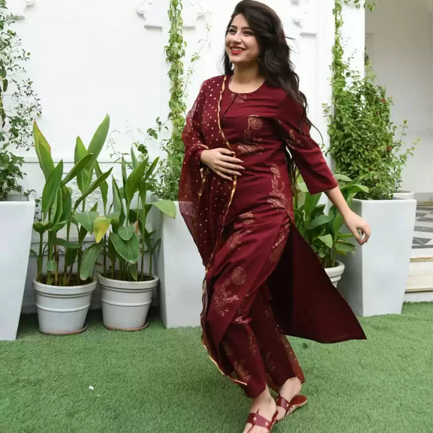 Image of Akel Women Kurta Pant Dupatta Set