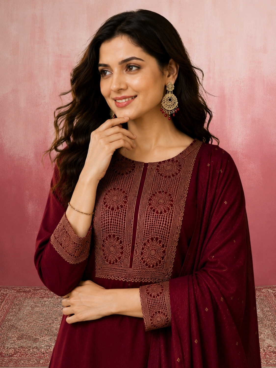 Image of aurbhi Women Kurti Pant Dupatta Set
