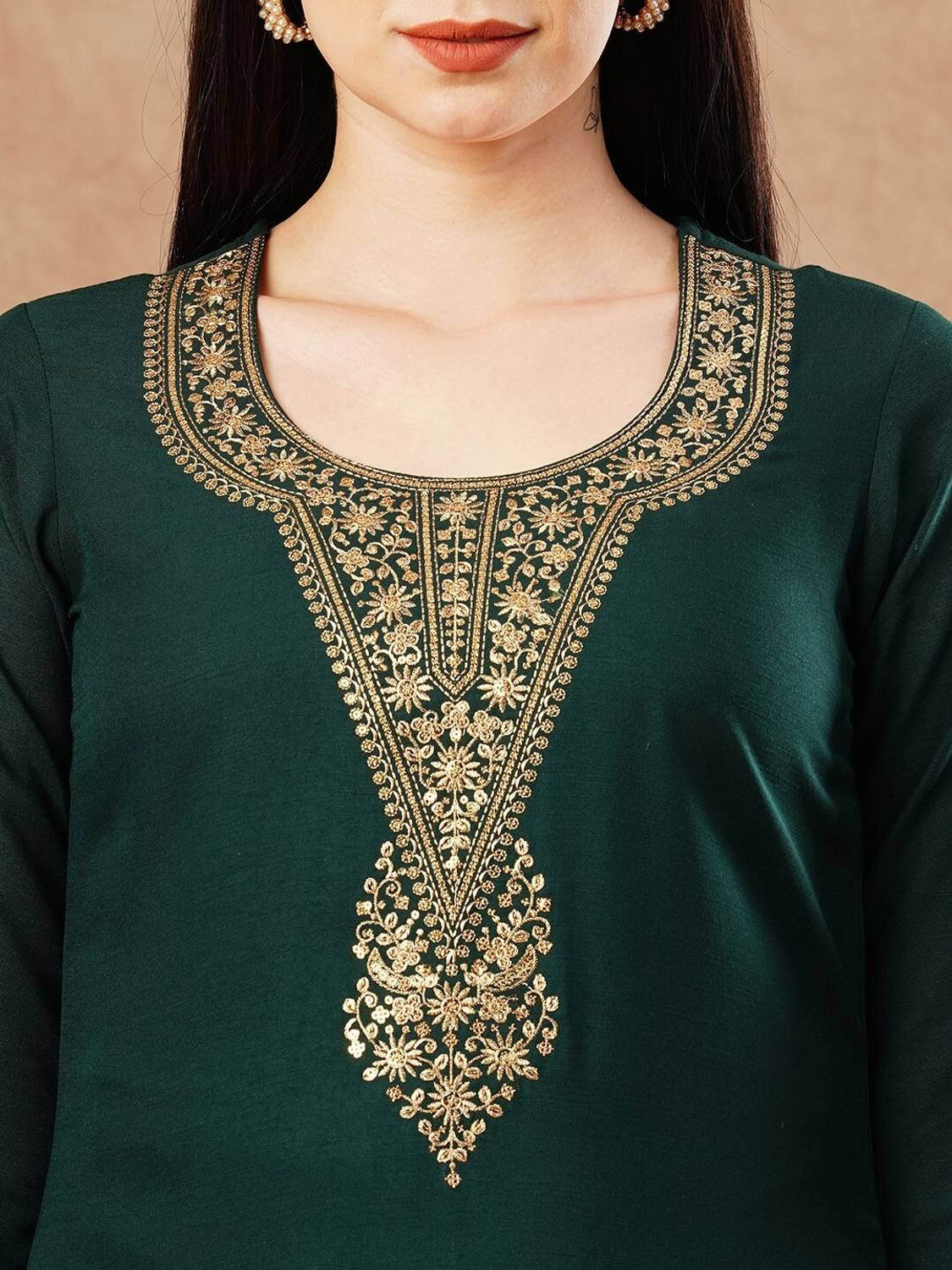 aurbhi Women Kurti Pant Dupatta Set - Image 3