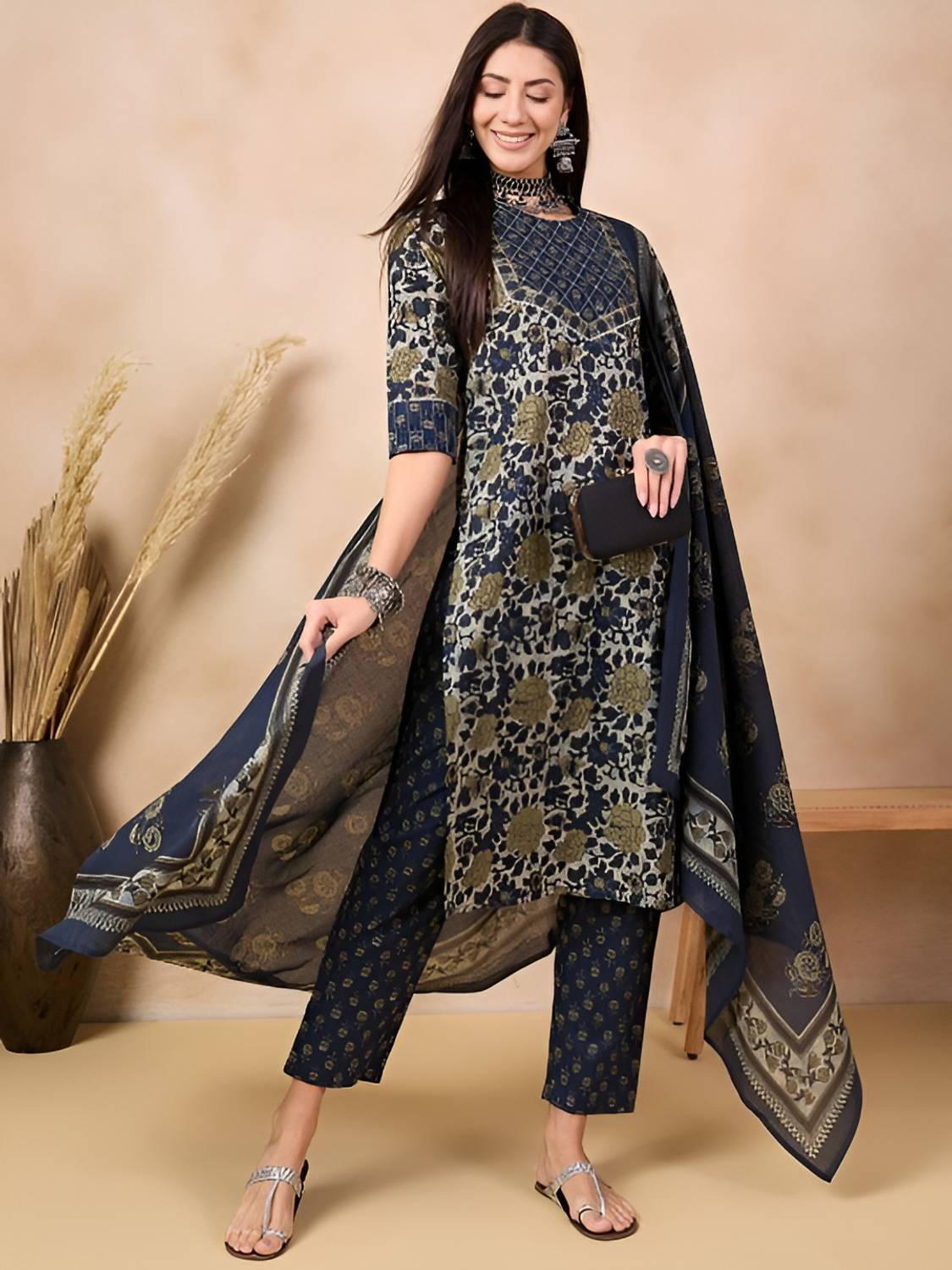 RsamFashion Women Kurti Pant Dupatta Set