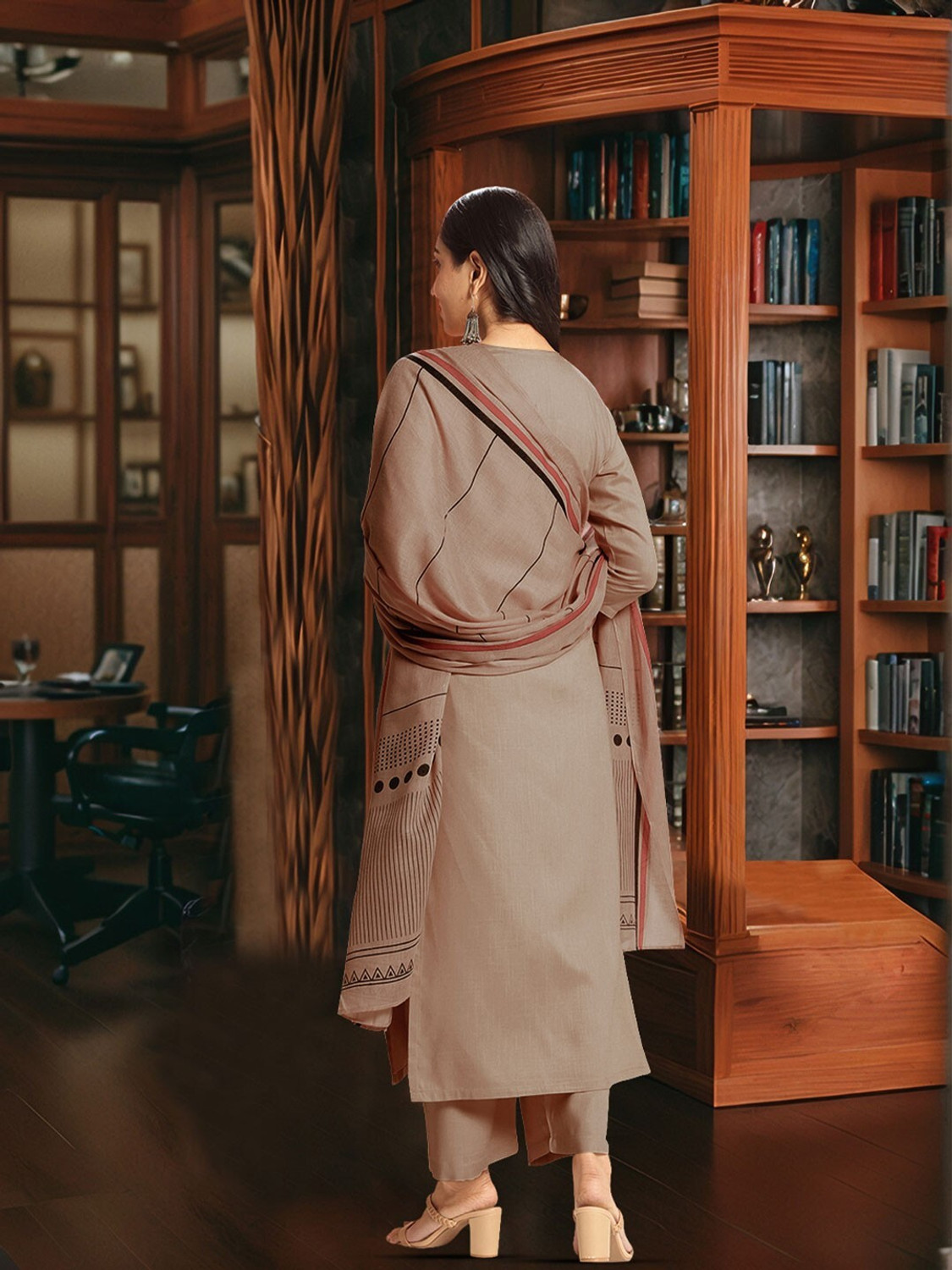 Image of PILUDI HOUSE Solid Kurta, Salwar & Dupatta Set