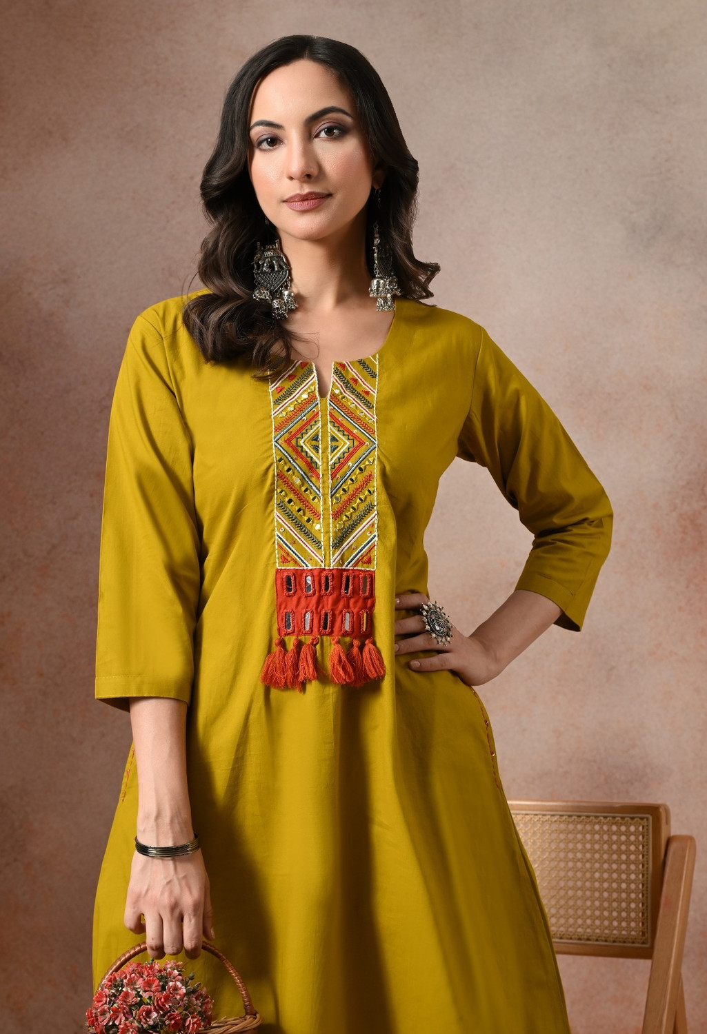 Image of ROSHNI Women Kurta Palazzo Set