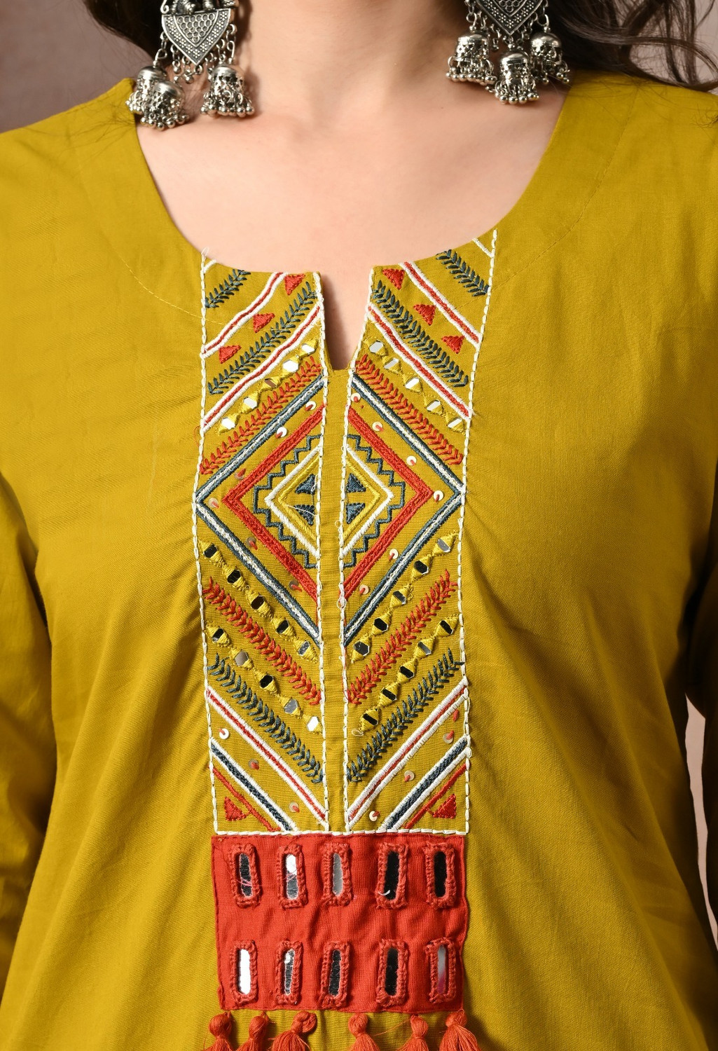 Image of ROSHNI Women Kurta Palazzo Set