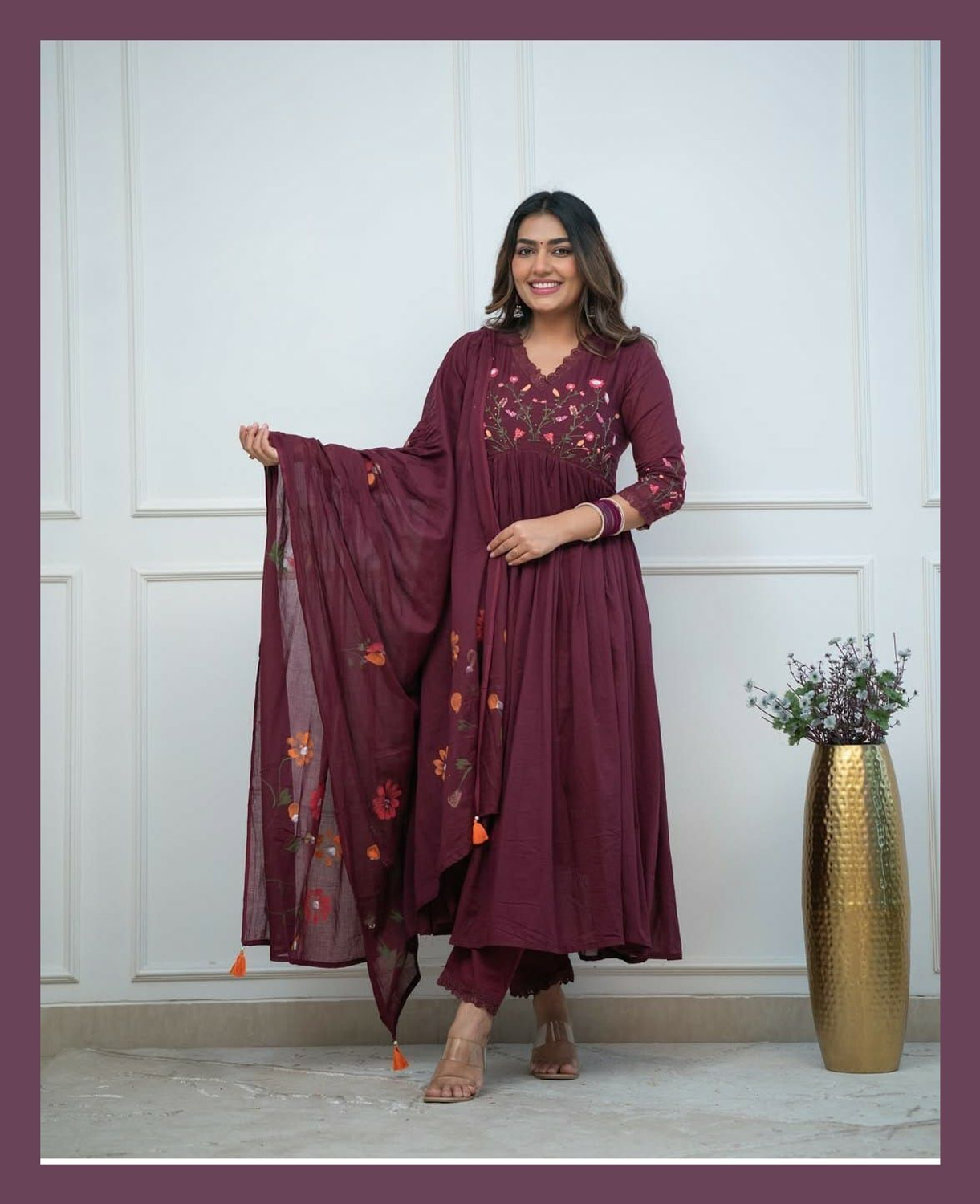Image of WGC Women Kurti Pant Dupatta Set
