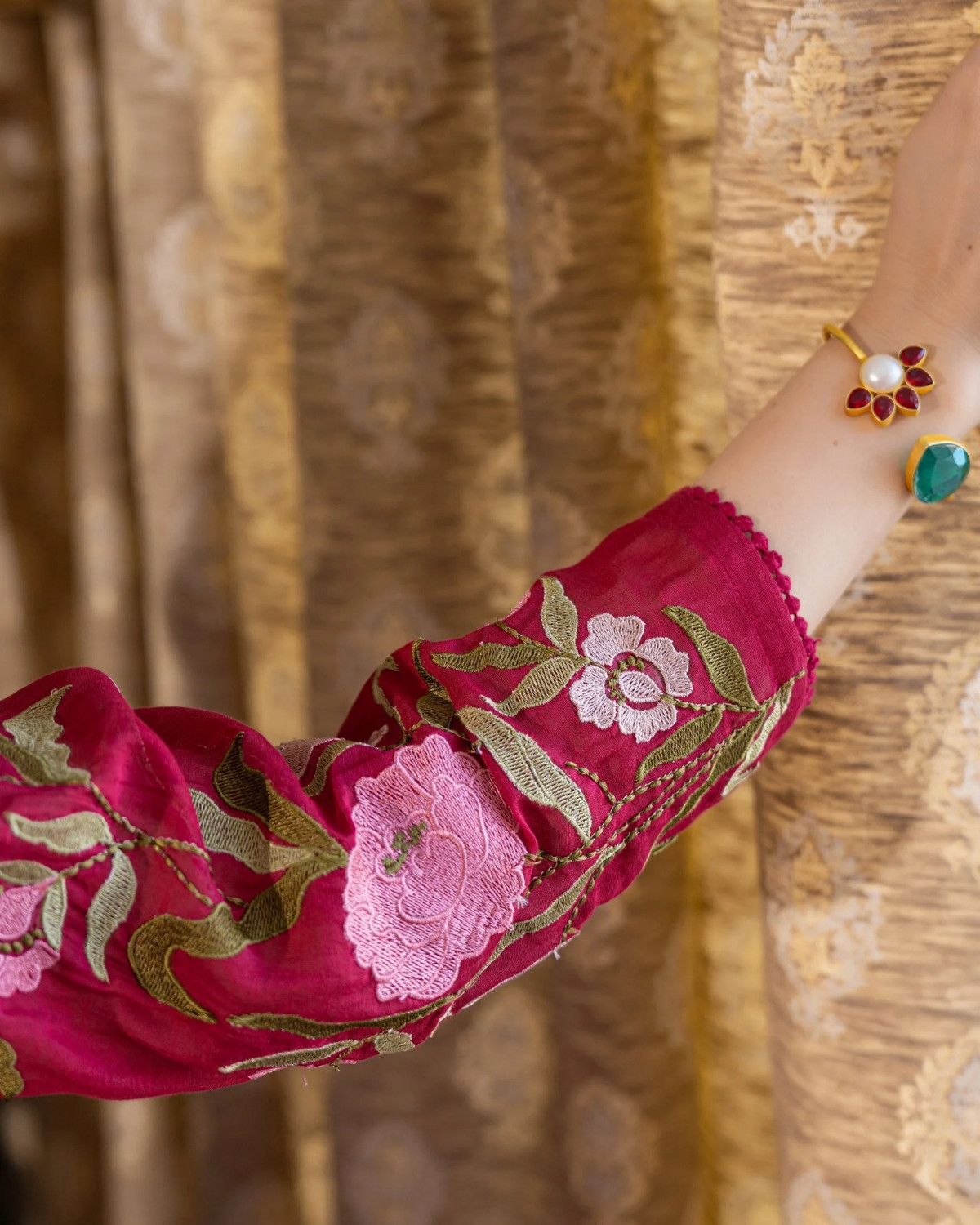 Image of KRUDRAENTERPRISE Women Kurta Pant Dupatta Set