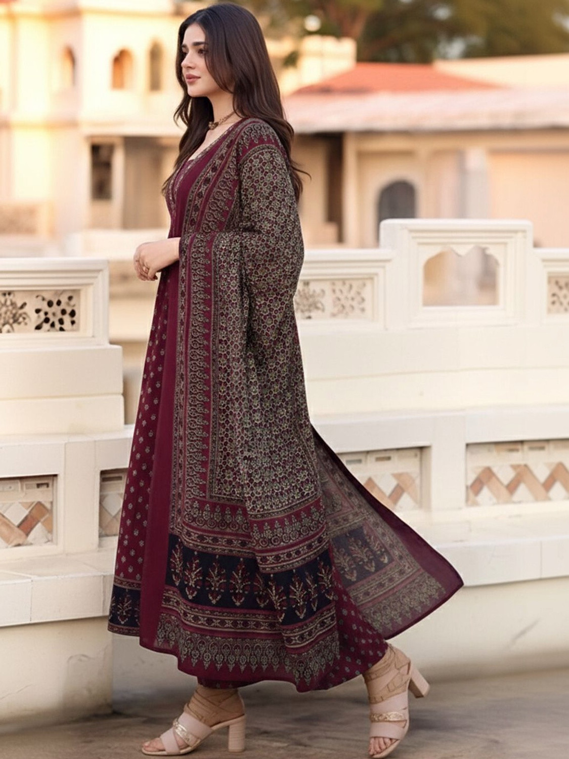 Image of Divastri Women Kurta Pant Dupatta Set