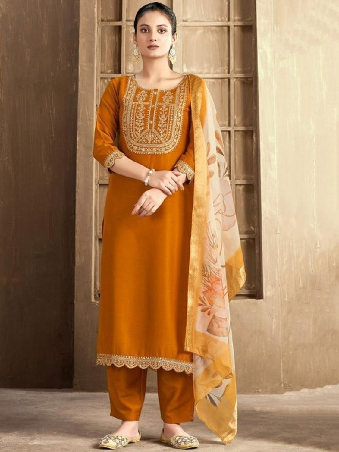 Image of Zinariya Fab Women Kurta Pant Dupatta Set