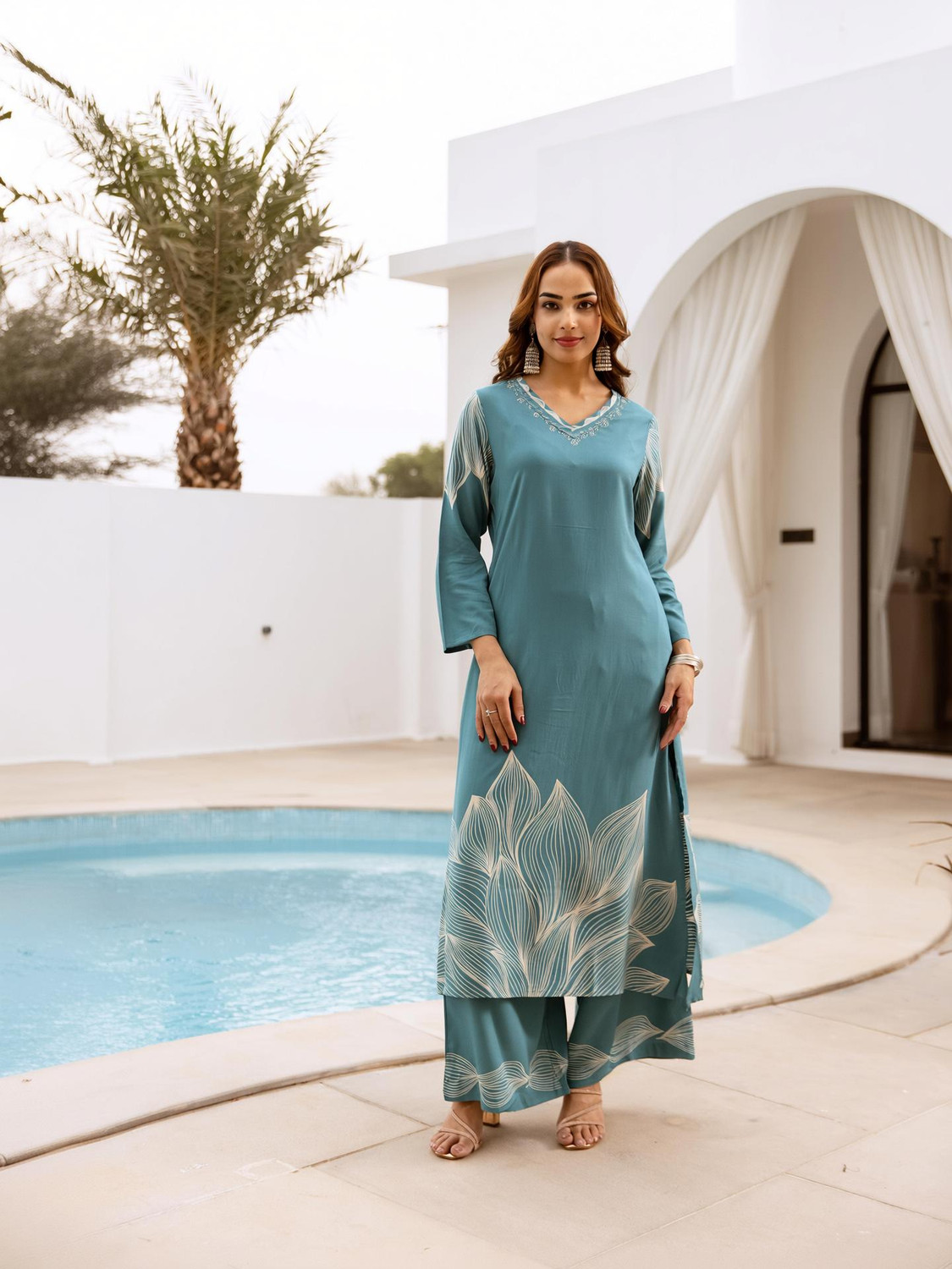 Nehamta Women Kurta Palazzo Set