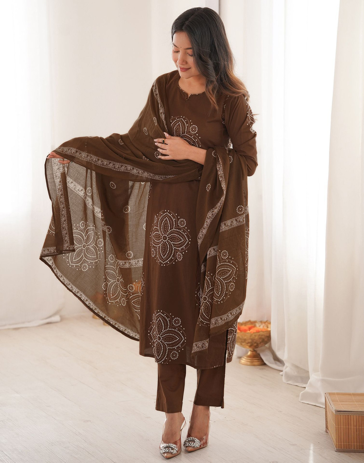 Image of Skylee Women Kurta Pant Dupatta Set