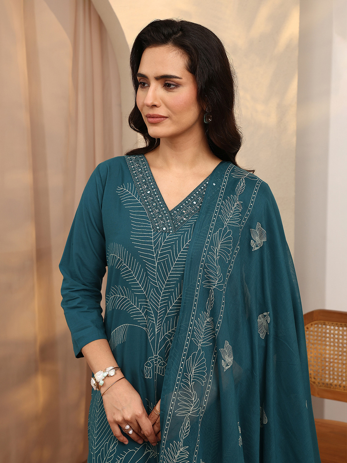 Image of LIBAS Women Kurta Pant Dupatta Set