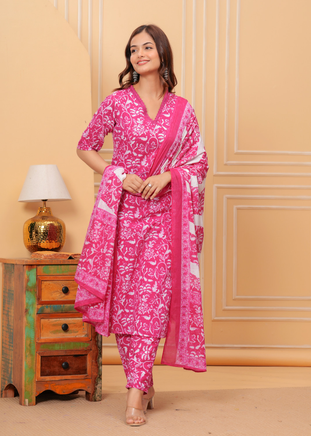 Image of Lamba Creations Women Kurti Pant Dupatta Set