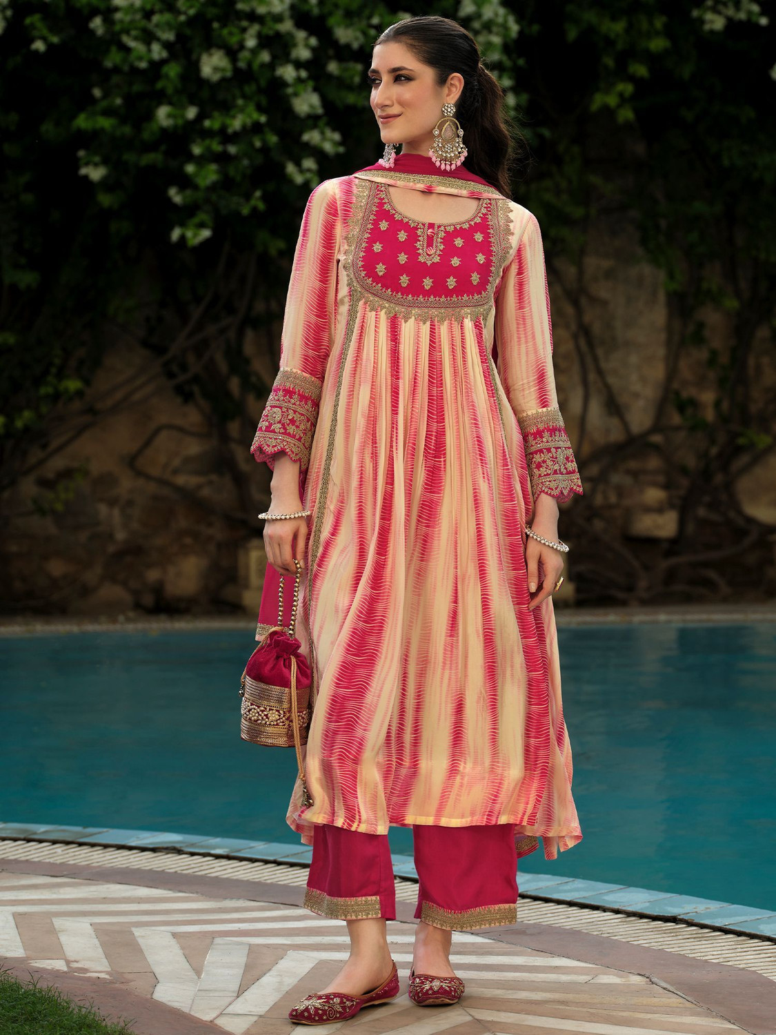 Image of Indo Era Women Kurta Pant Dupatta Set