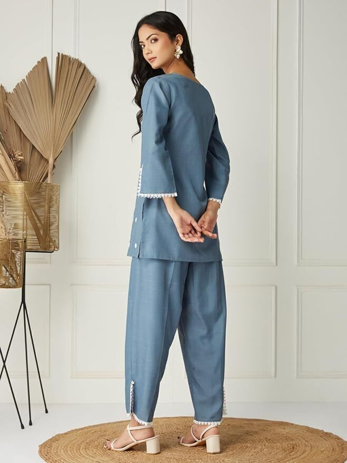 Image of PINNARA Women Kurti Pant Set