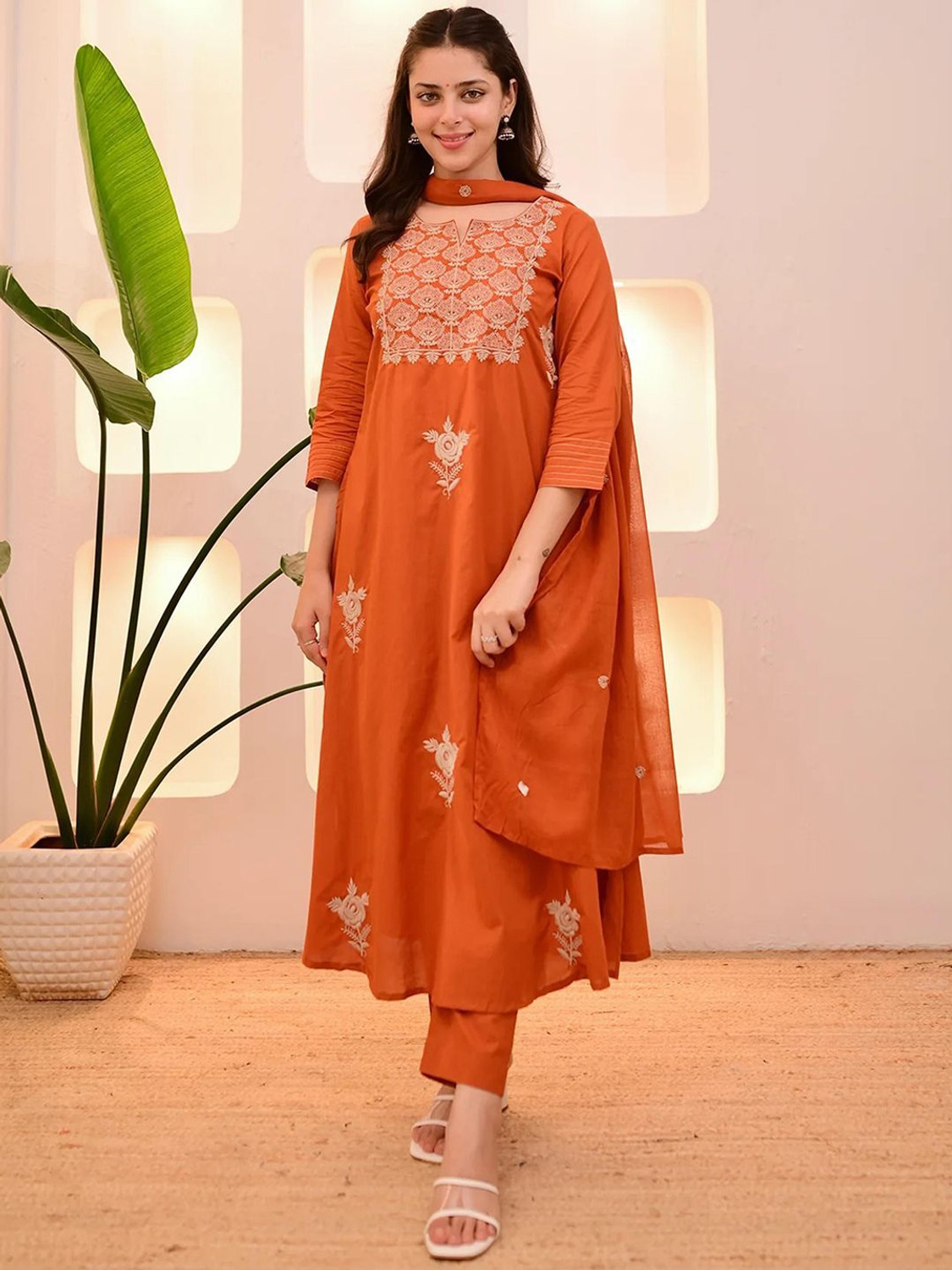 Image of Light Daisy Women Kurta Pant Dupatta Set