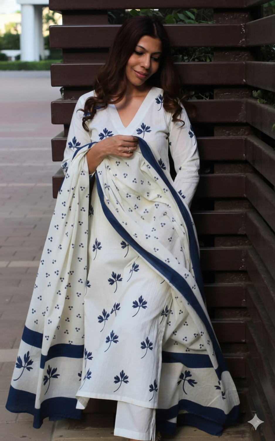 Image of SANGOURI Women Kurti Pant Attached Dupatta Set