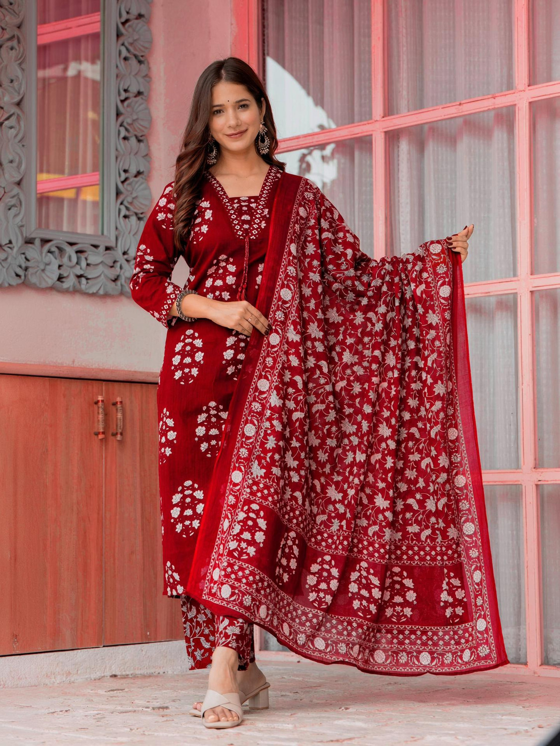 Image of GEKHA Women Kurta Pant Dupatta Set