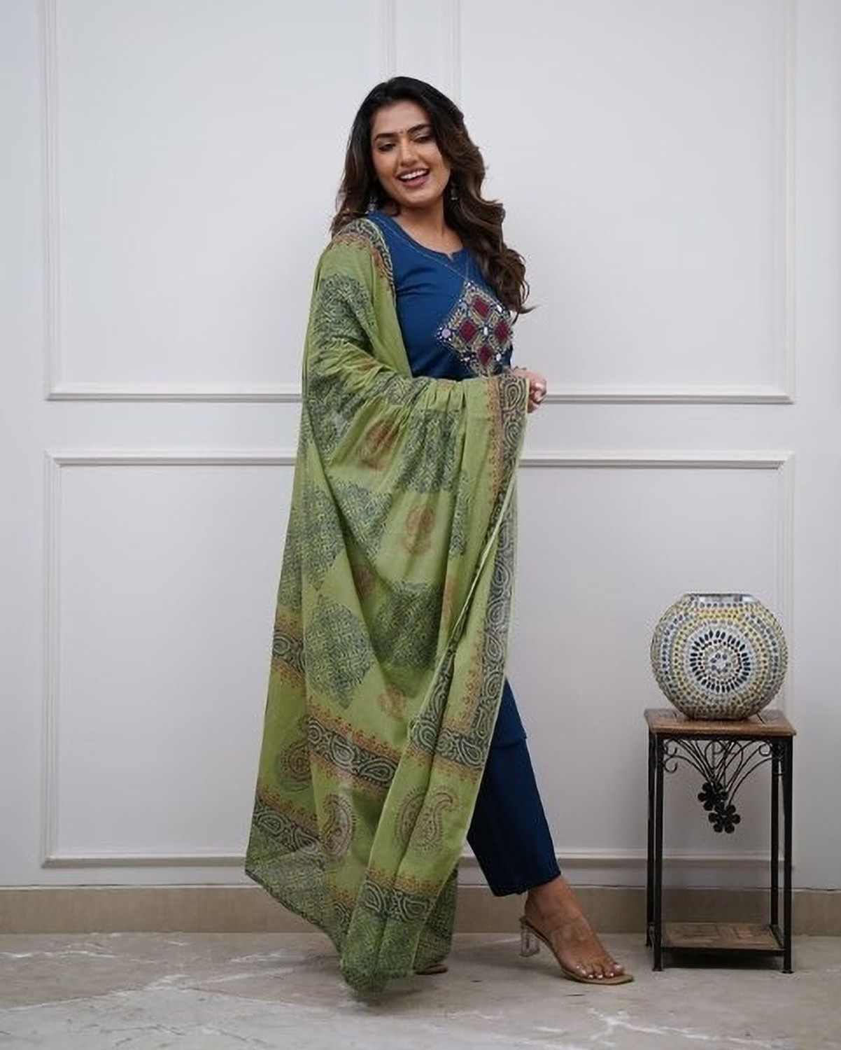 Image of KIYAARA CREATION Women Kurti Pant Dupatta Set