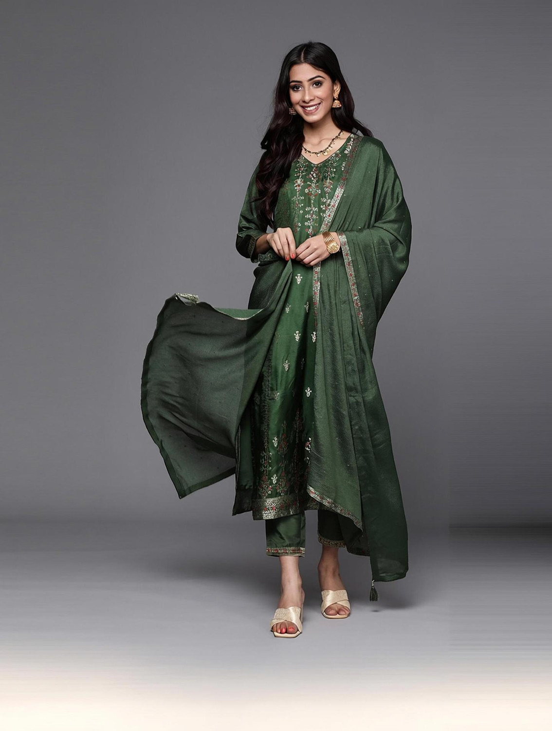 Image of LIBAS Women Kurta Pant Dupatta Set