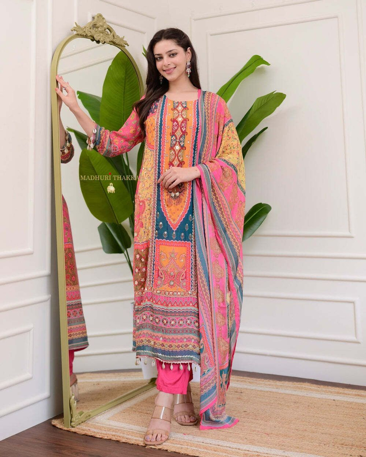 Image of KRISHNAAPPARELS Women Kurta Pant Dupatta Set