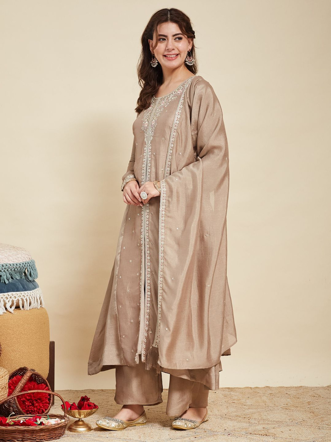 Image of MOKOSH Women Kurta Pant Dupatta Set