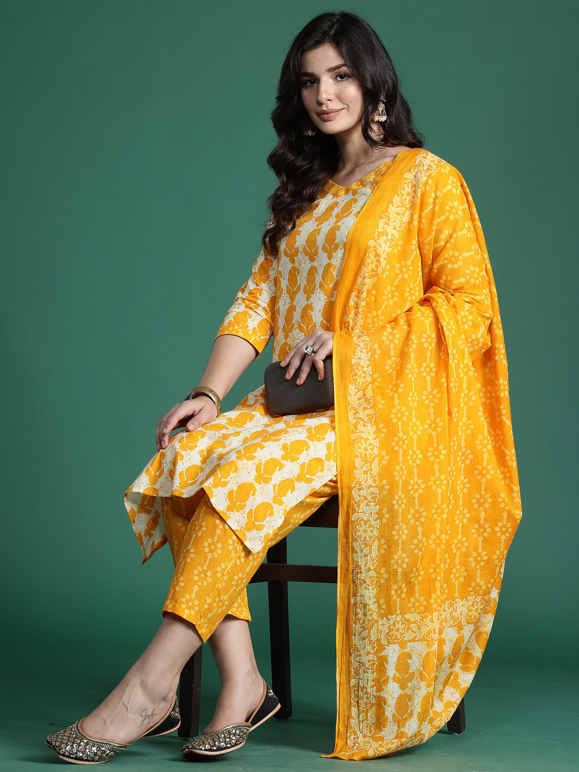 Image of Indo Era Women Kurta Pant Dupatta Set