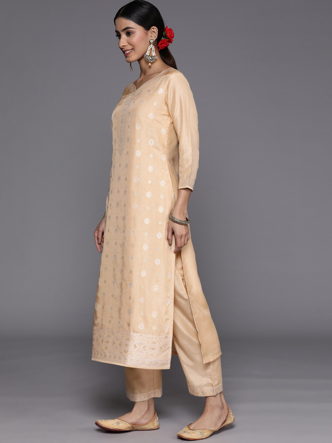 Image of LIBAS Women Kurta Pant Set