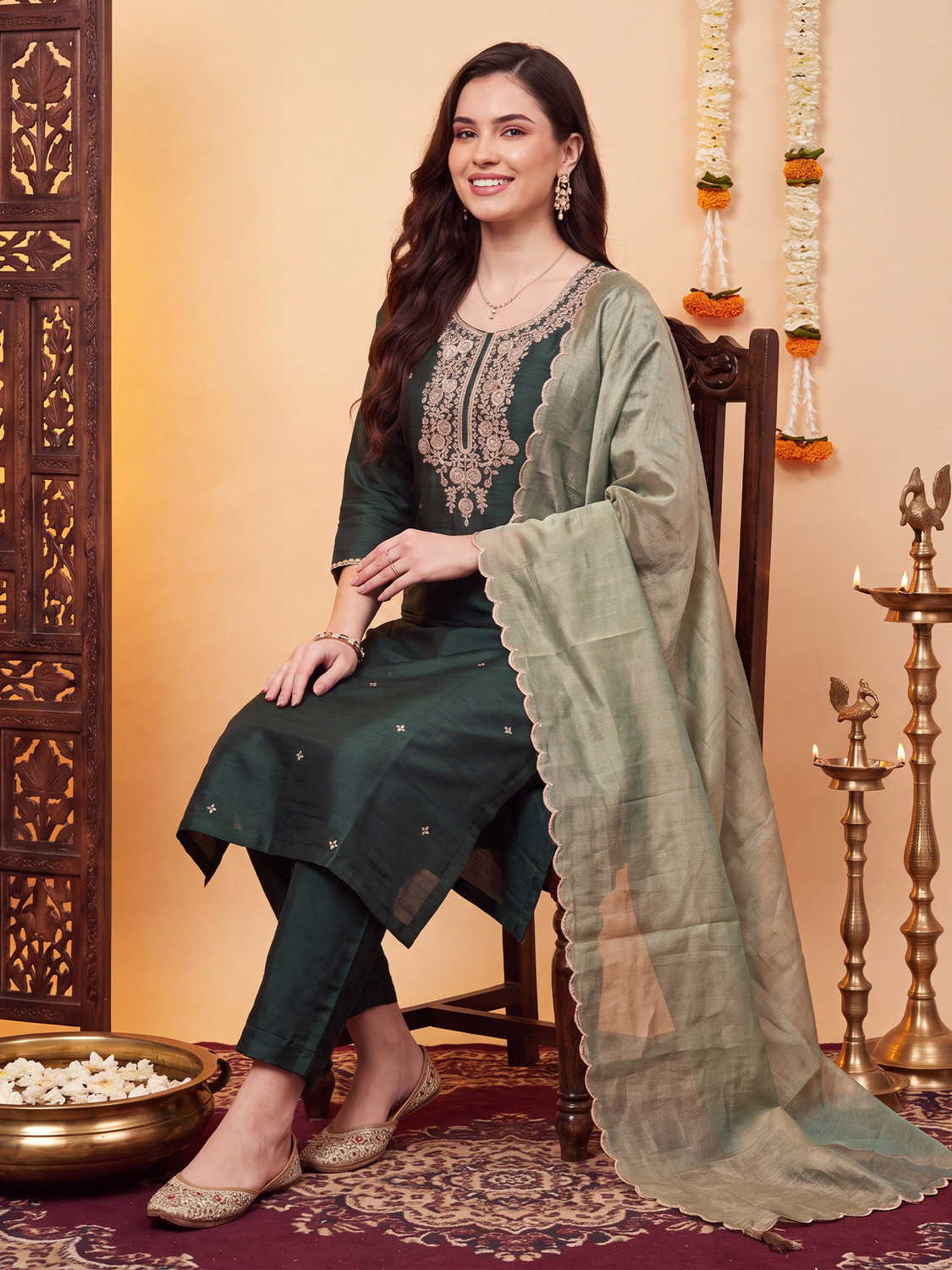 Image of Indo Era Women Kurta Pant Dupatta Set