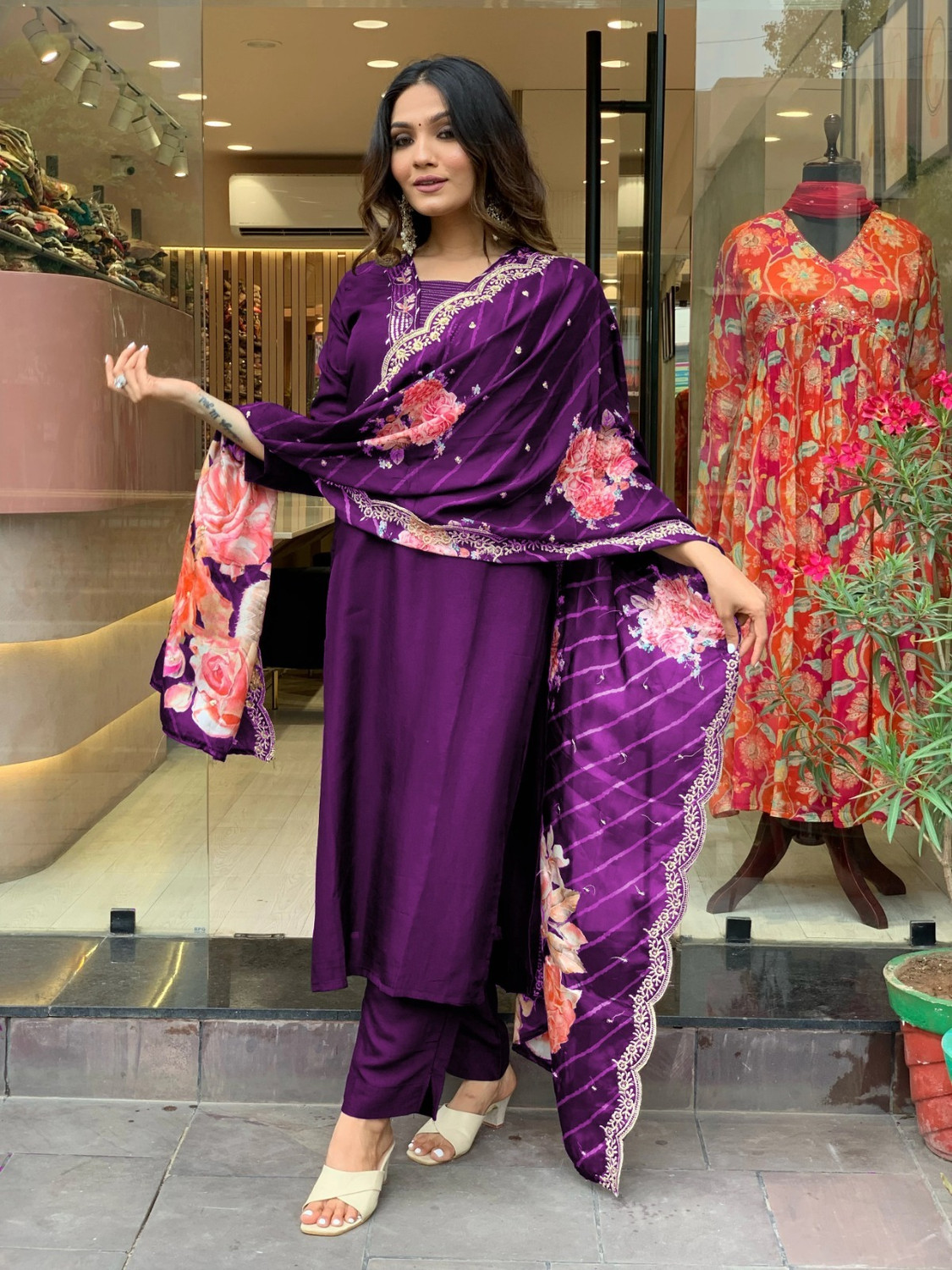 Image of KEVIJA Women Kurta Pant Dupatta Set