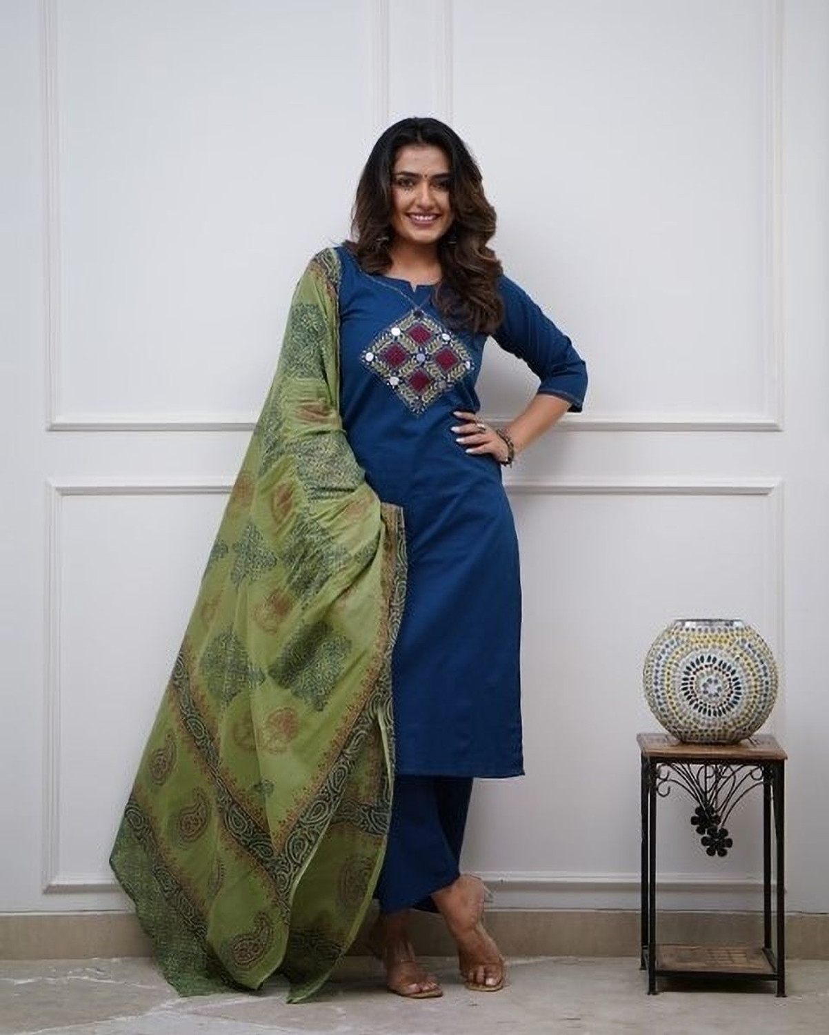 Image of KIYAARA CREATION Women Kurti Pant Dupatta Set